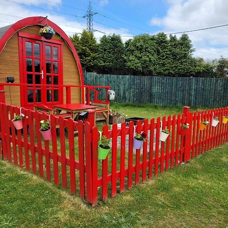 Cosy Glamping Pod Glamping In St Austell Cornwall Lanivet Exterior foto